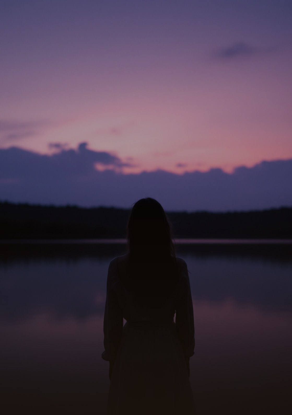 The woman who arrived and felt little